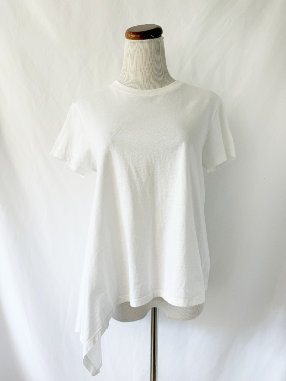 JW Anderson x Uniqlo  Asymmetrical White Tee Shirt Small